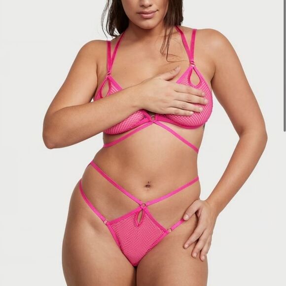Victoria's Secret Very Sexy Fishnet Mesh Unlined Strappy Teddy Size S Pink - Picture 1 of 6
